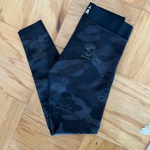 LIKE NEW Ultracor x SoulCycle Camo Leggings